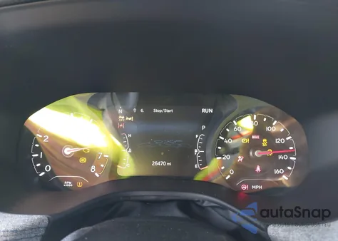 2024 Jeep Compass Latitude 4X4 z USA, uszkodzony, nr VIN 3C4NJDBN1RT158463